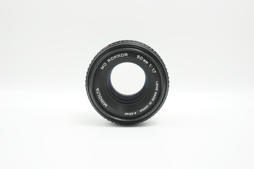 Minolta X-700 + MD 50mm + ズームレンズ + ストラップ