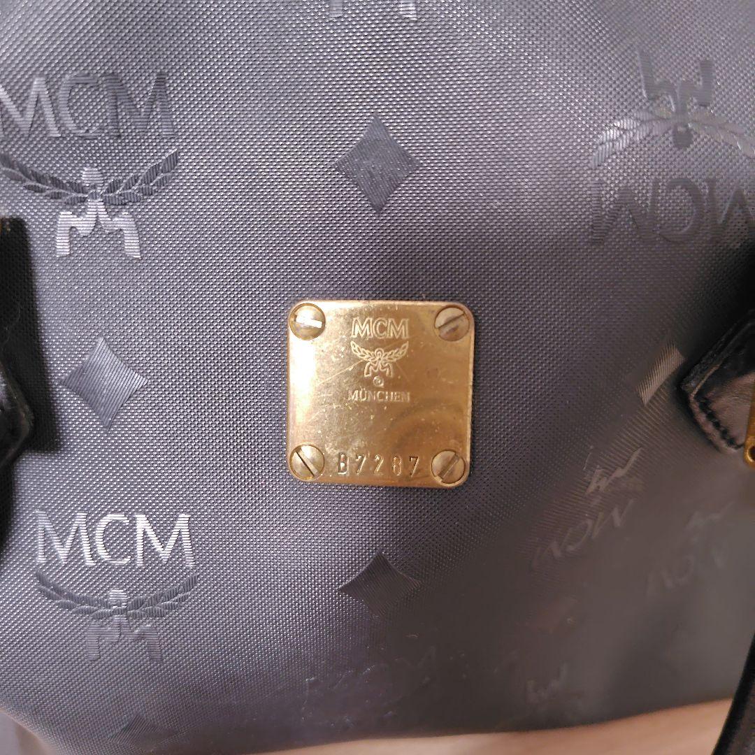 MCM ブラック ショルダーバッグ