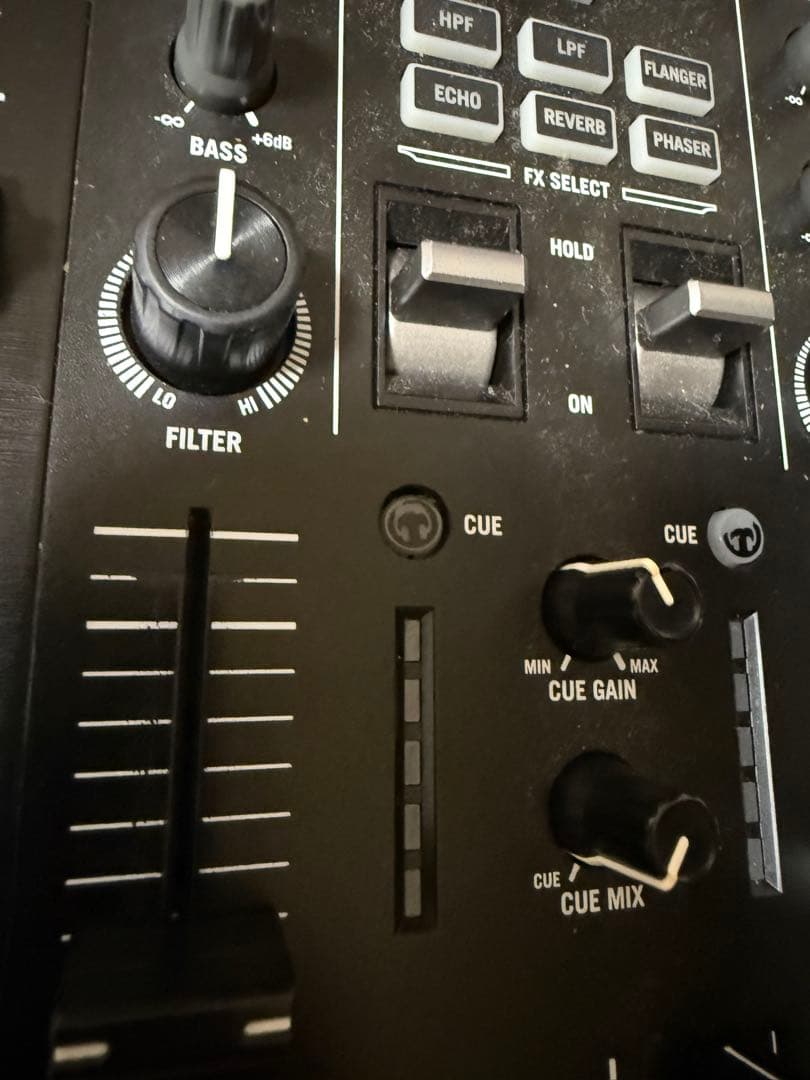 Mixtrack Platinum FX ジャンク品　カバー無し