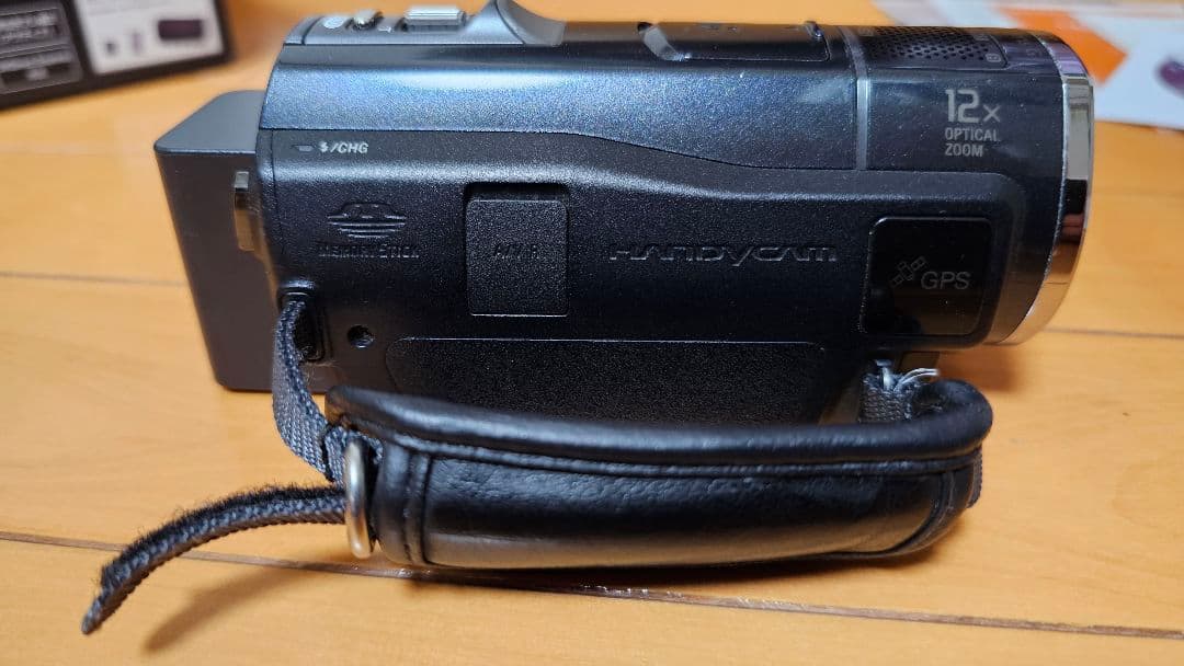 SONY ビデオカメラ HDR-CX520V ワイドコンバージョンレンズ付き