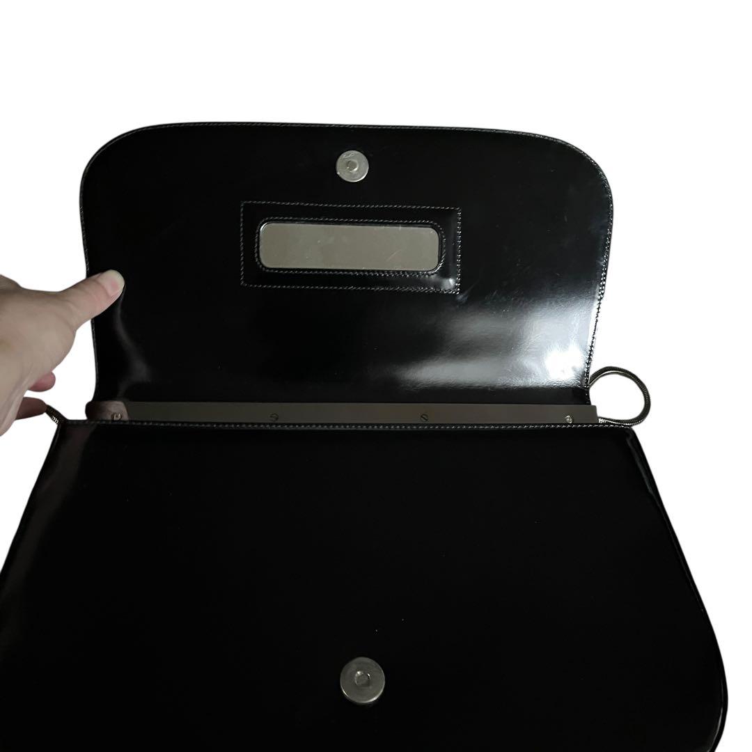 Salvatore Ferragamoエナメルバッグミラー付き ブラック 美品