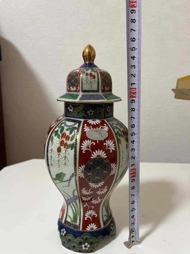 將軍壺　未峰窯 色絵　金彩　古伊万里 飾り物