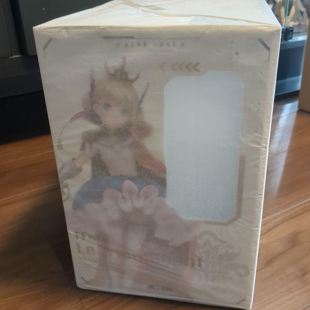 Le Triomphant　軽装ver フィギュア 未開封