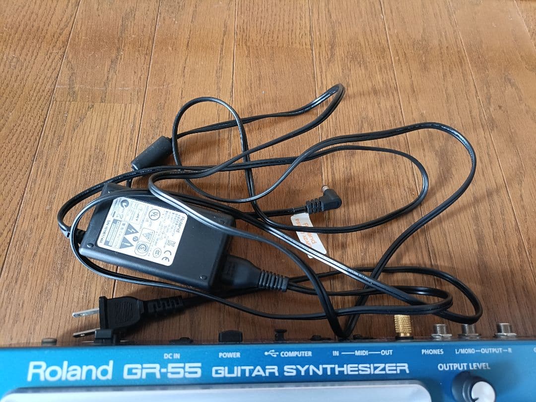 Roland GR-55 ギターシンセサイザー