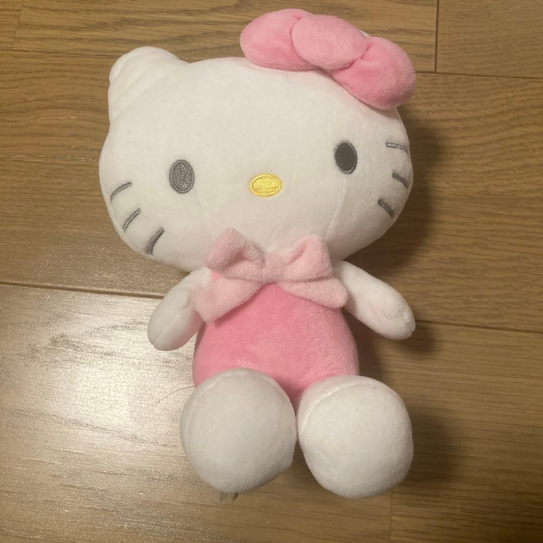 キティちゃん　ぬいぐるみ