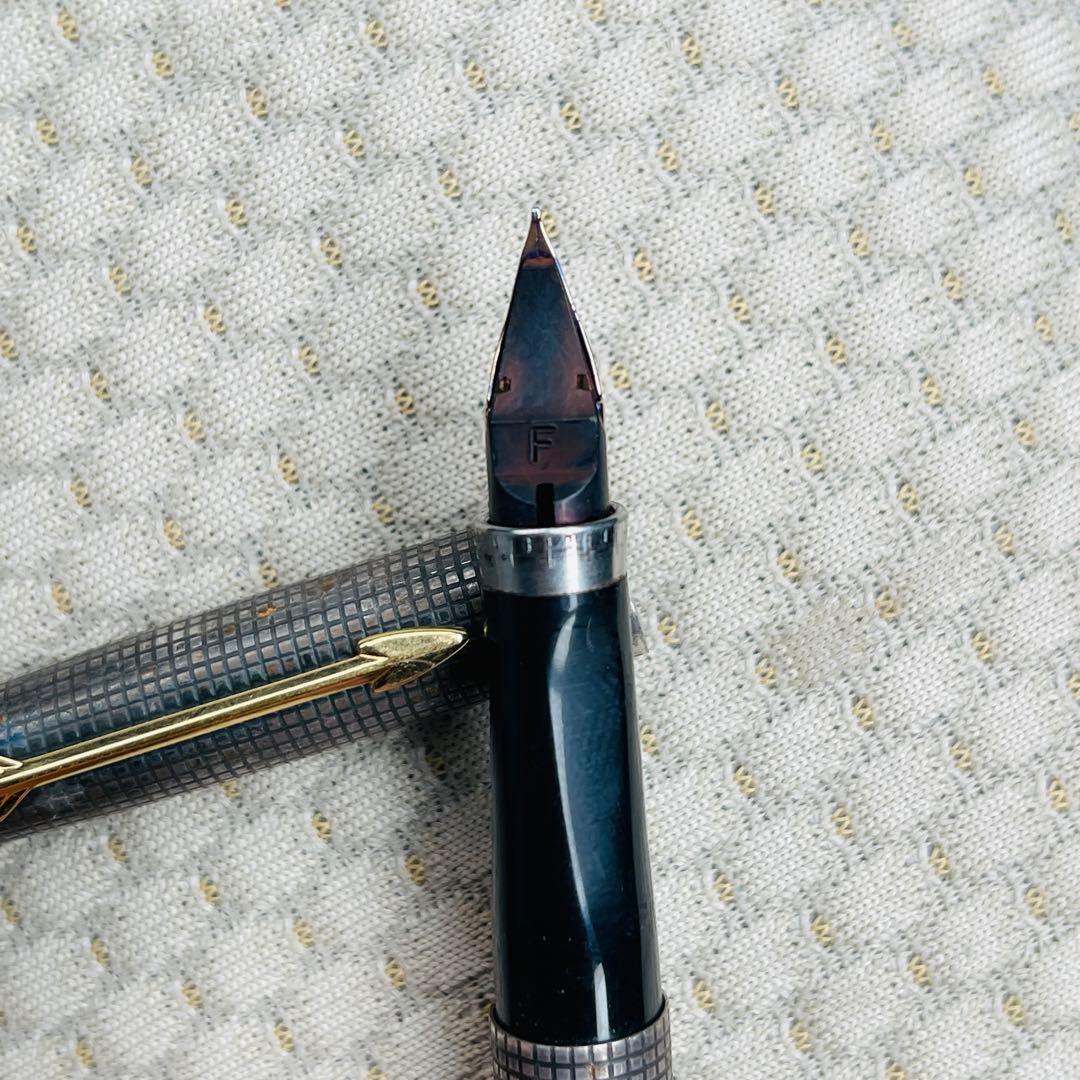 PARKERSTERLING CAP&BARRELU.S.A格子柄　14万年筆