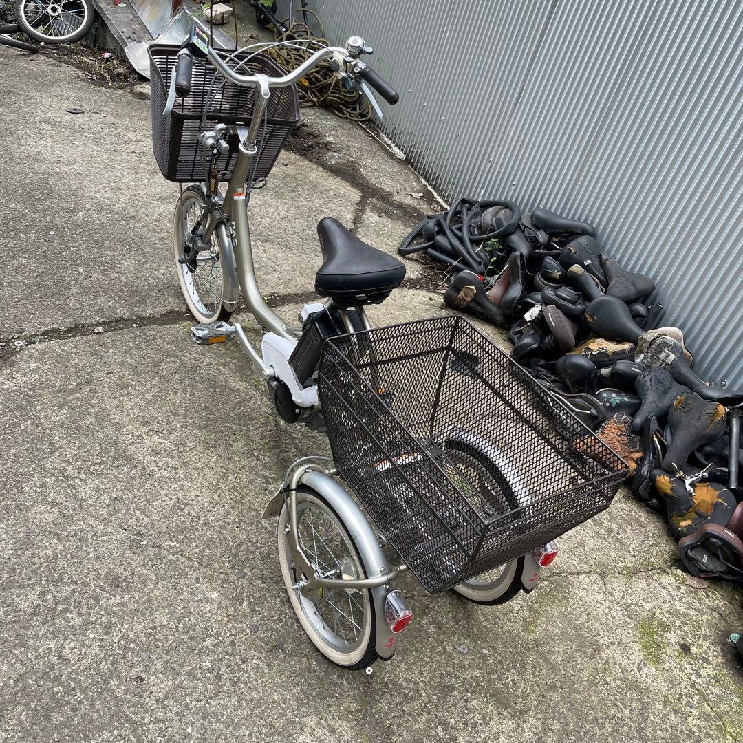 送料無料条件付き　YAMAHA PAS 電動アシスト自転車三輪車