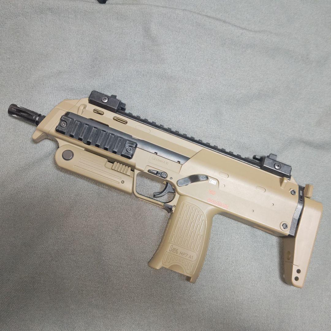 東京マルイ　電動ガン　MP7A1　タンカラーモデル　ゼロハリケース付き