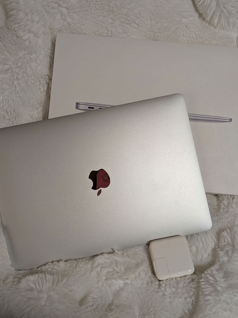 Apple MacBook Air 13.3インチ 2020 16GB