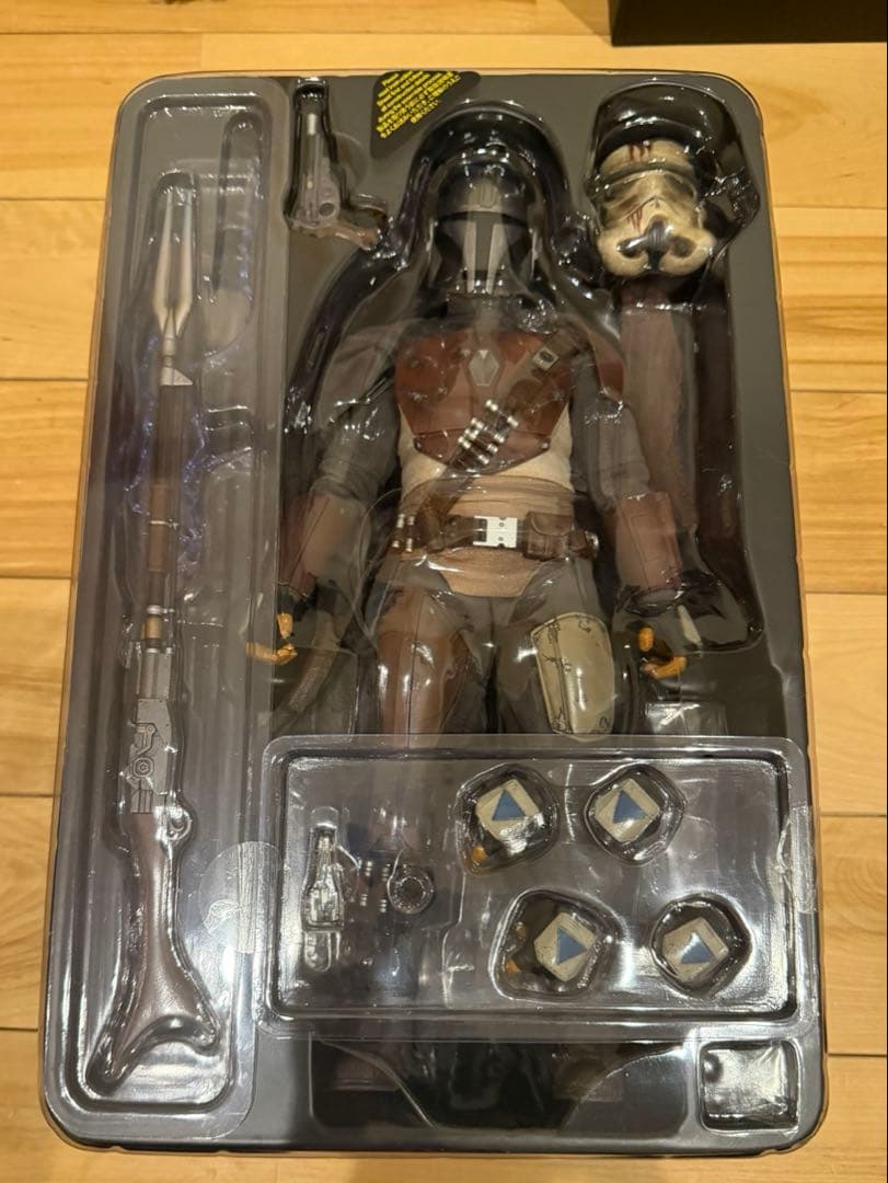【美品】ホットトイズ　1/6スケールフィギュア マンダロリアン TMS007