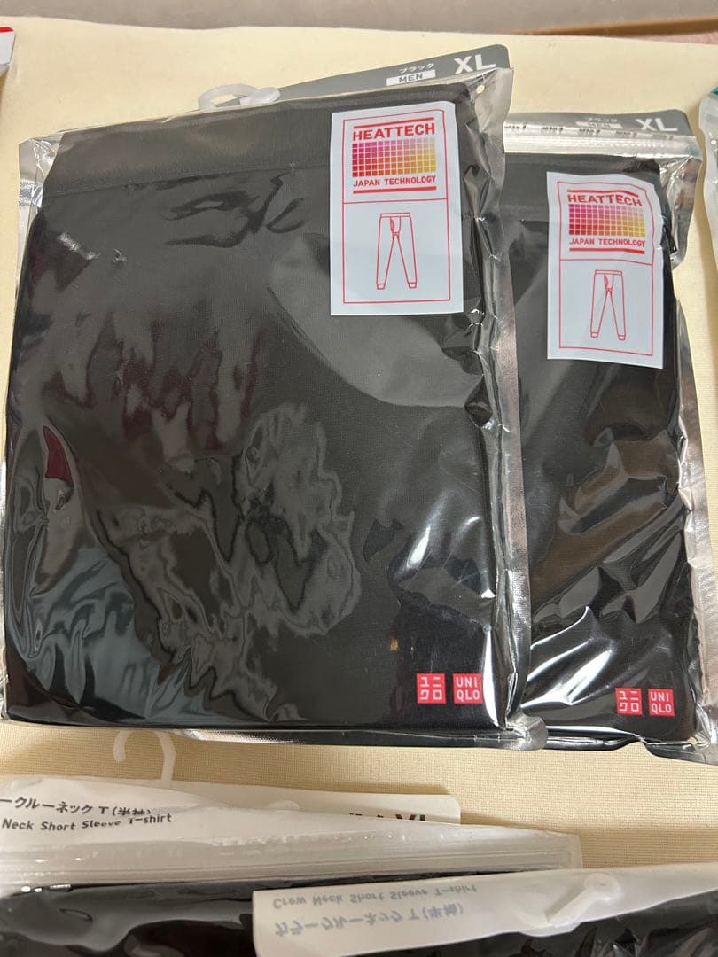 UNIQLO HEATTECH Tシャツ・パンツ、靴下XL ブラック24点セット