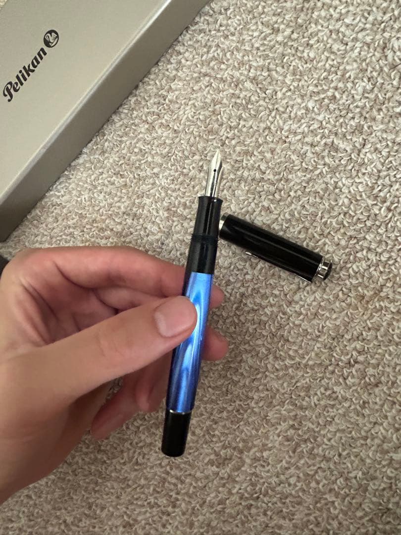 Pelikan ペリカン 万年筆 F字 M205 マーブルブルー　箱付き