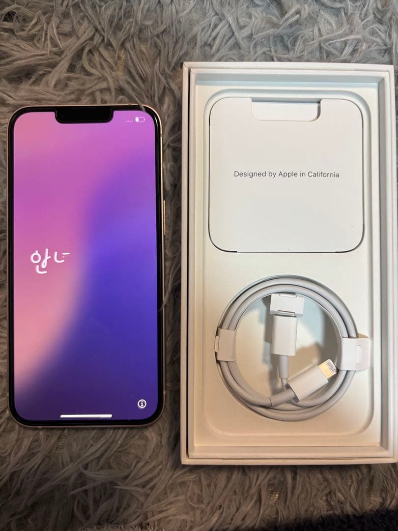 Apple iPhone 13 ピンク 本体と充電ケーブル