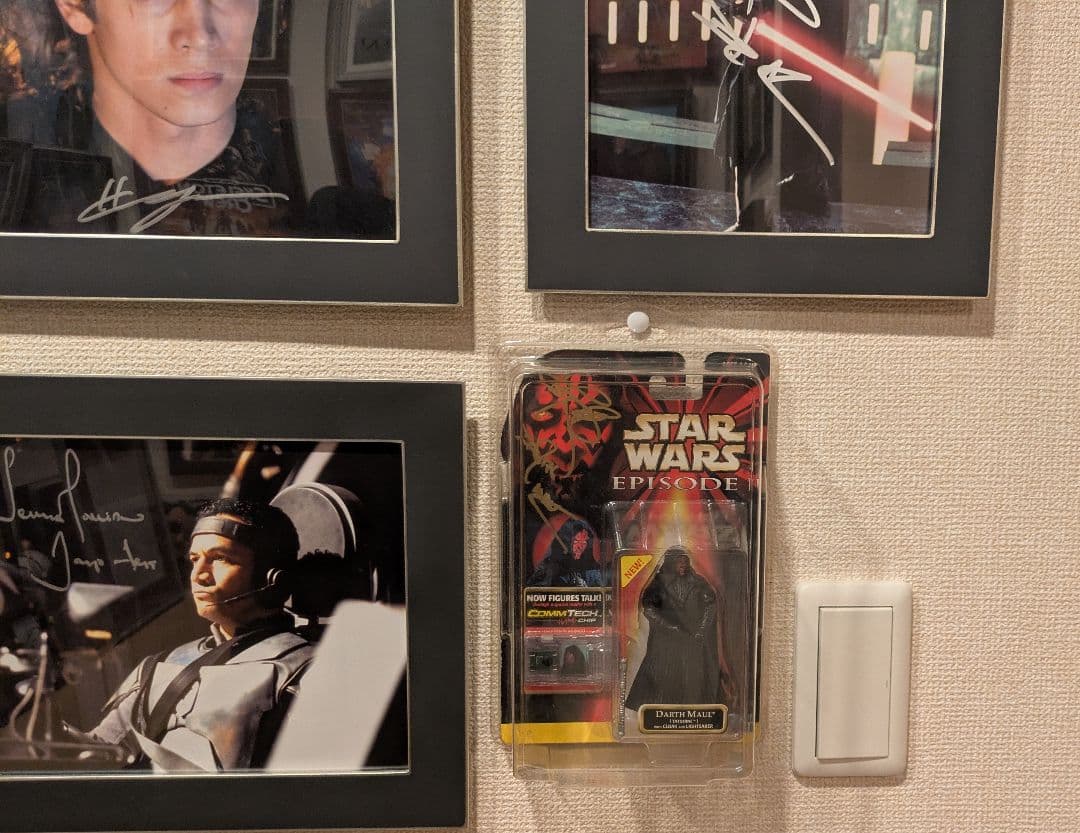 STARWARS　レイ・パーク　直筆サイン入りフィギュア　ダース・モール　映画