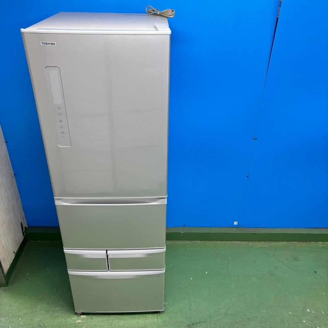 523 東芝 大型冷蔵庫 400L強 右開き 自動製氷 5ドア 大人気　シルバー