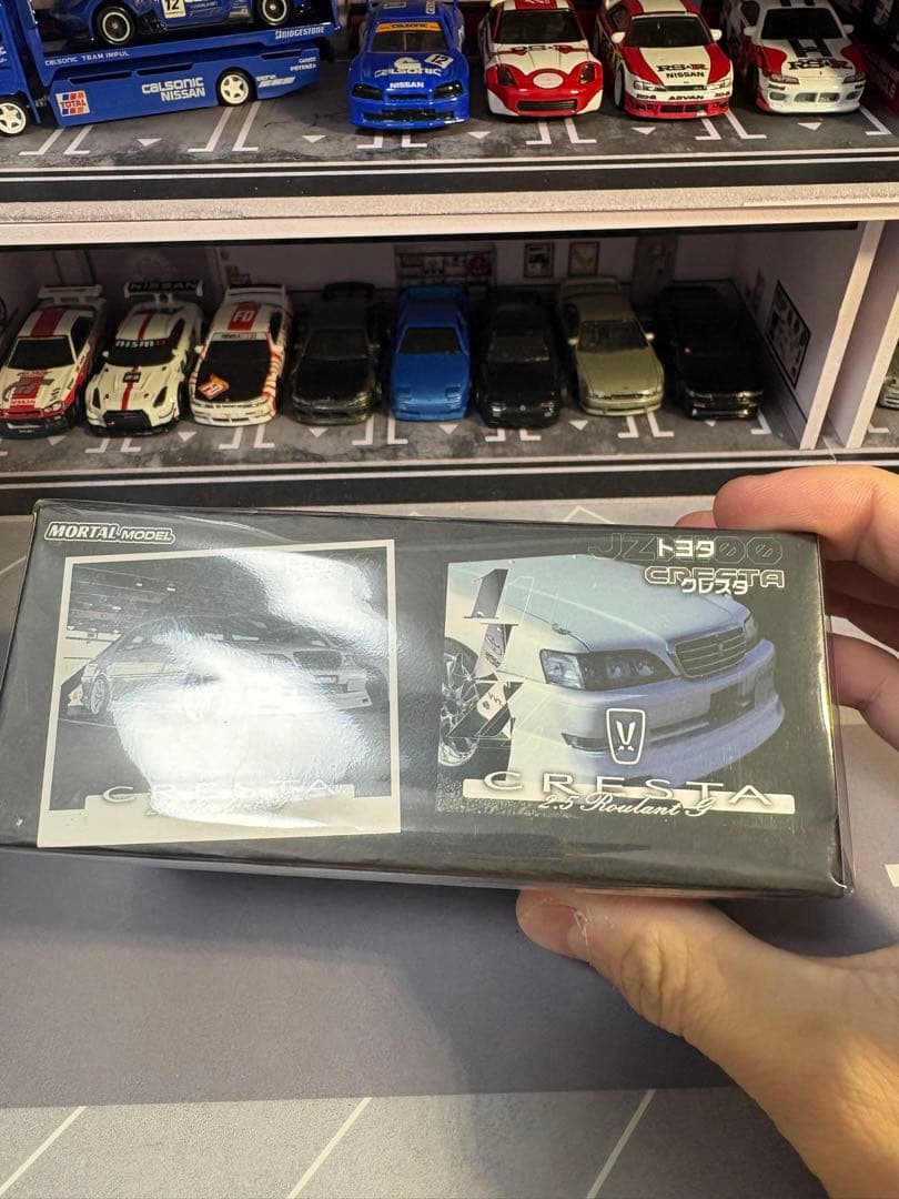 モータルモデル1/64 トヨタ クレスタ 2.5 ルラーンG JZX100