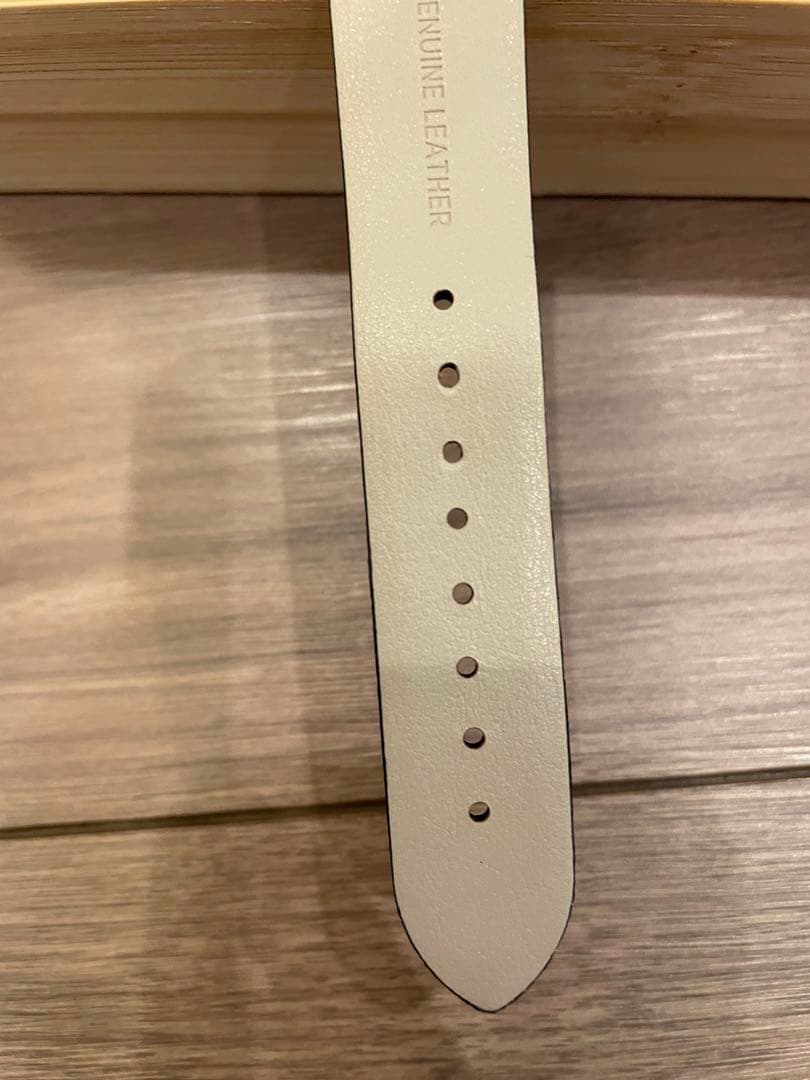 VEJRHØJ アナログ腕時計 ブラック