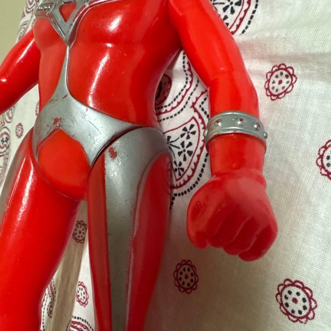 グレートザウルス　ウルトラマンタロウ　ポピー