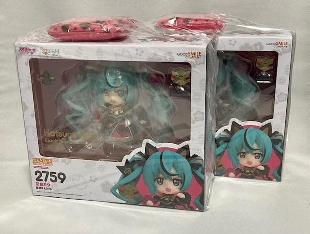 ２体セット　ねんどろいど 初音ミク 黒招きミク　座布団つき　キャラアニ.com