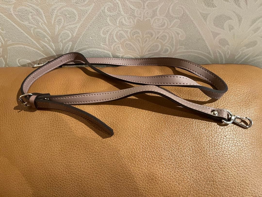 CHANEL ファーピンクショルダーバッグ