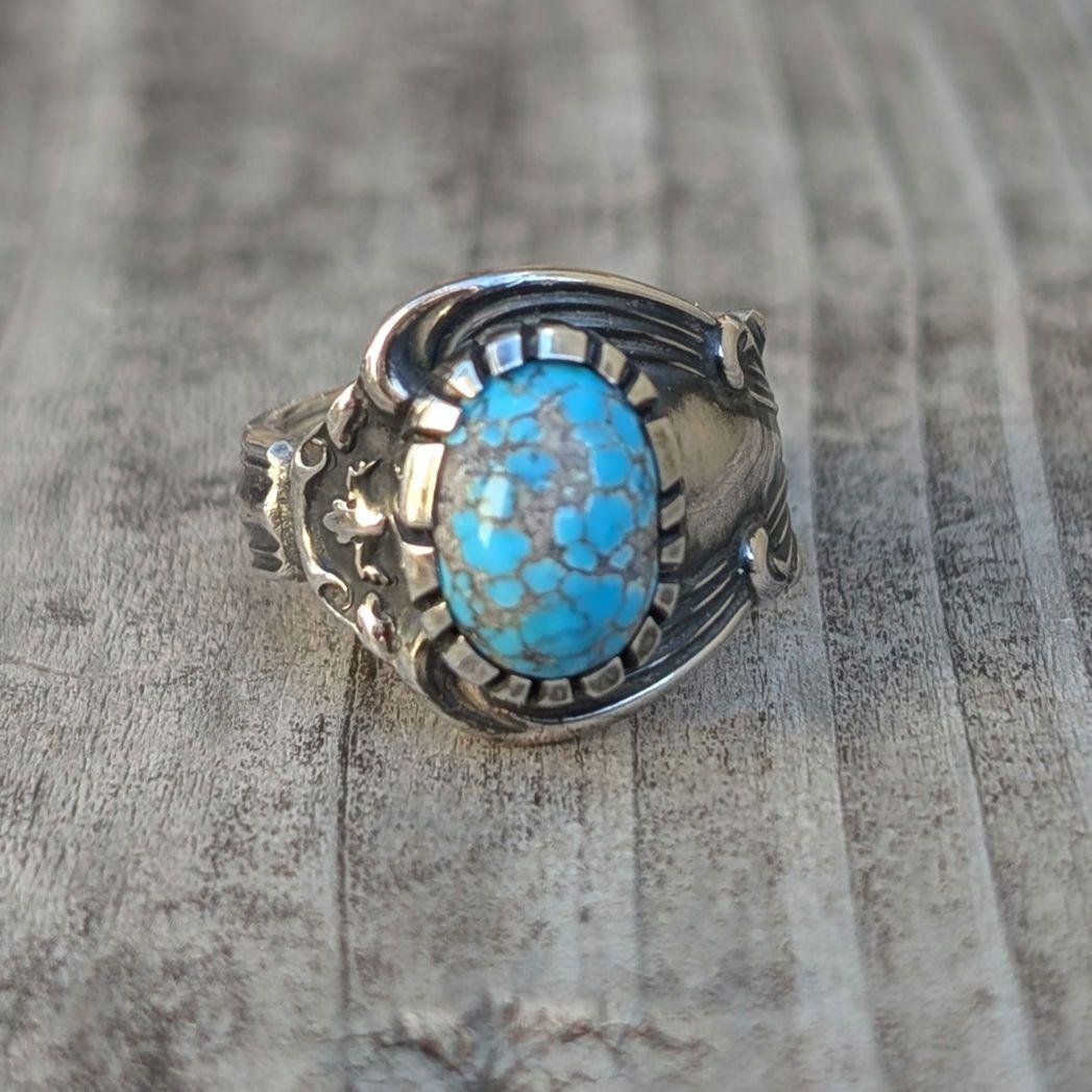 ハンドメイドのターコイズリング　インディアンジュエリー風　スプーンリング