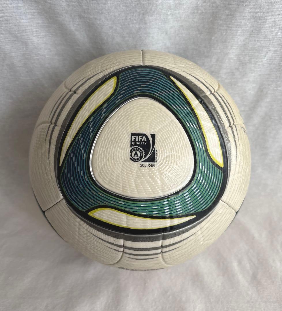 未使用品 アディダス サッカーボール 5号球 スピードセル