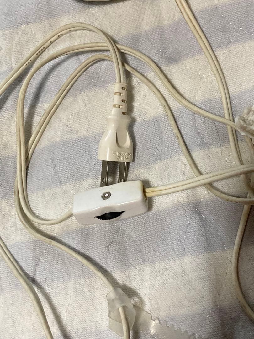 伝染るんです　吉田戦車　かわうそくん　陶器　電灯