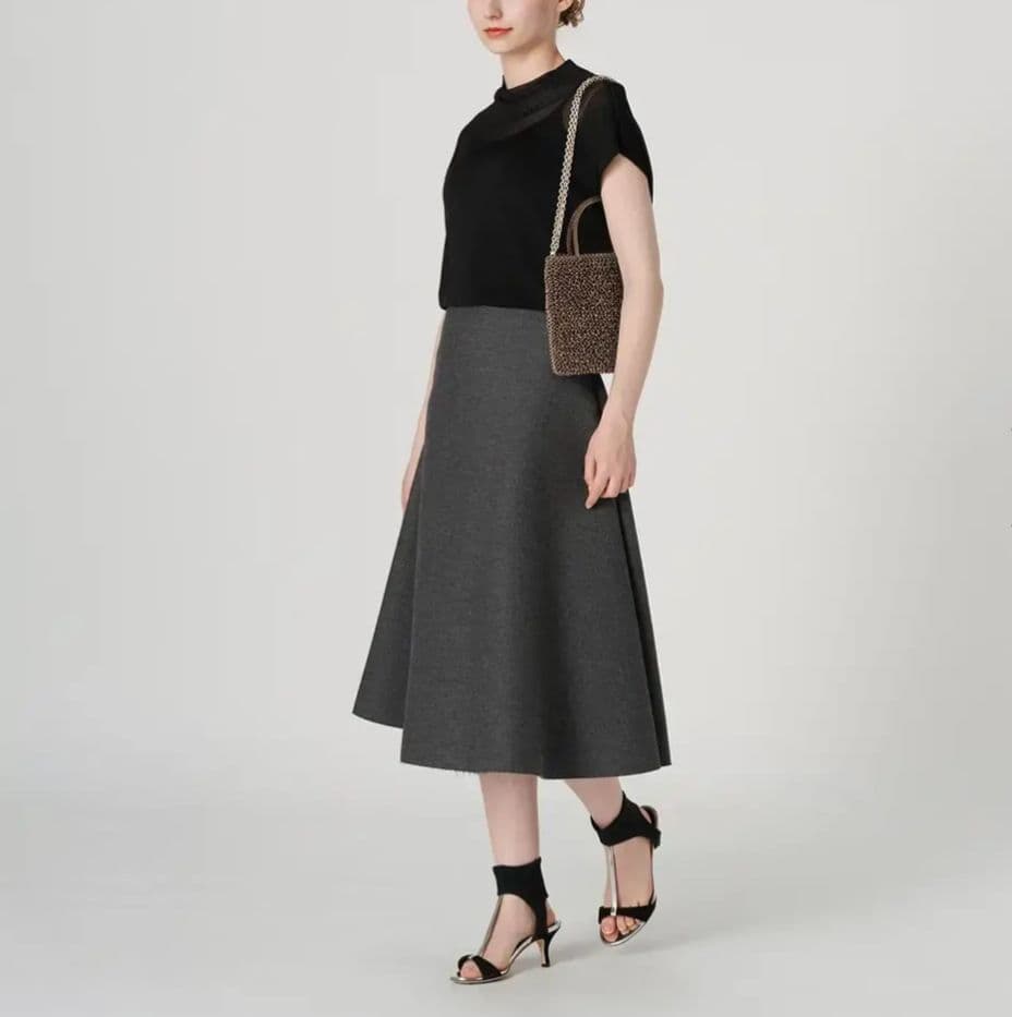 ☆新品最終価格ANTEPRIMAアンテプリマスタンダードZエナメルファンゴカーキ