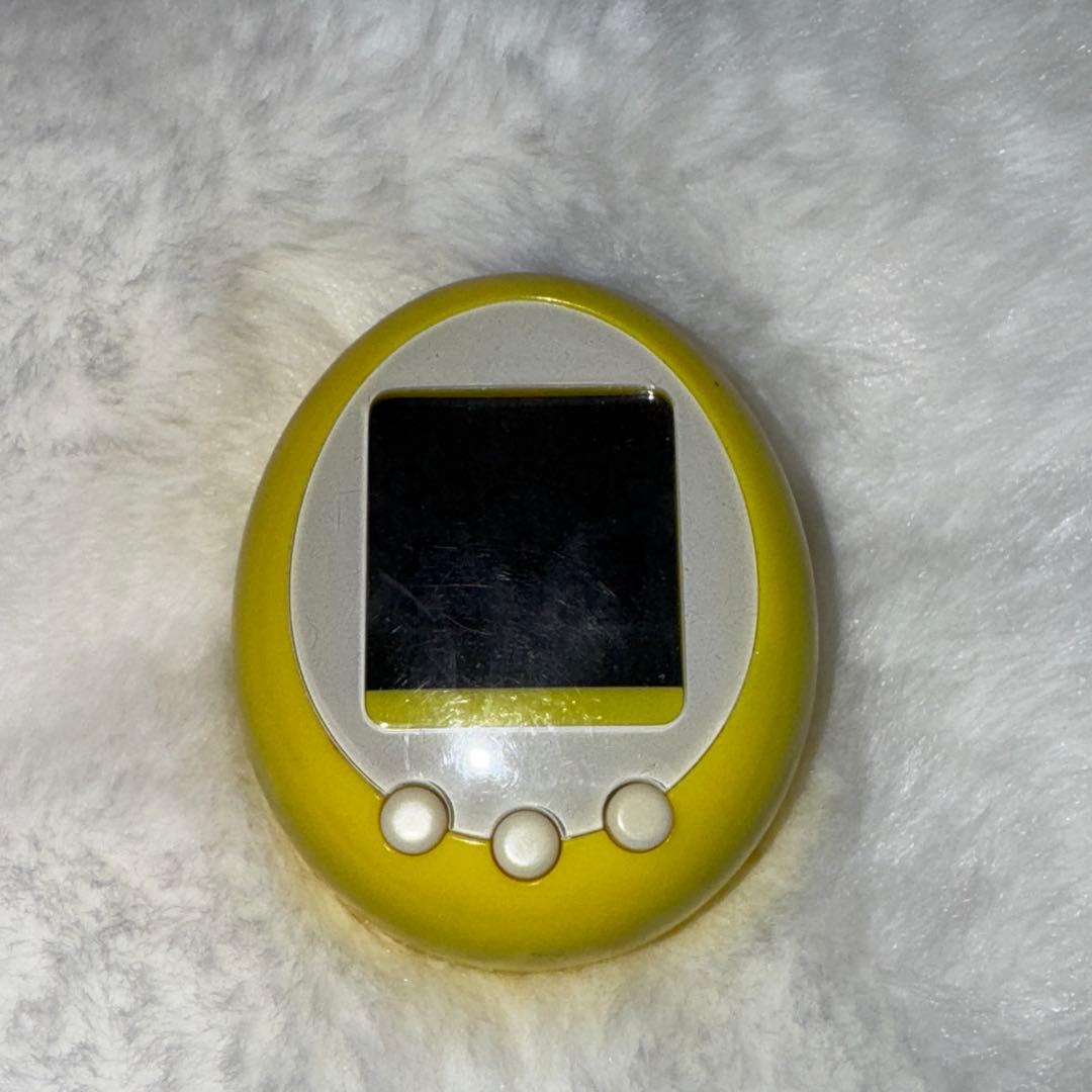 廃盤品 バンダイ　たまごっち　プラスカラー　イエロー