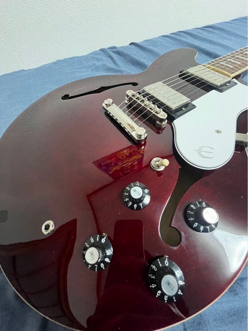 エレキギター epiphone noel galager riviera