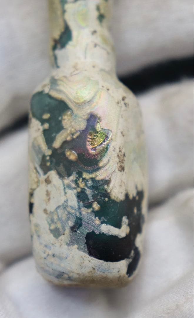 ローマンガラス　小瓶①　香水瓶　送料込み1223