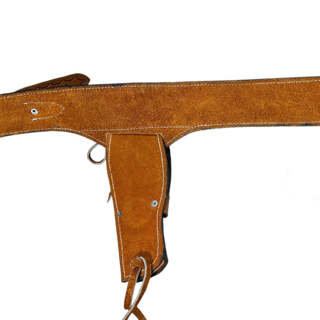 未使用級　カービングレザーガンベルト ナチュラルW最長約109cm最短約94cm