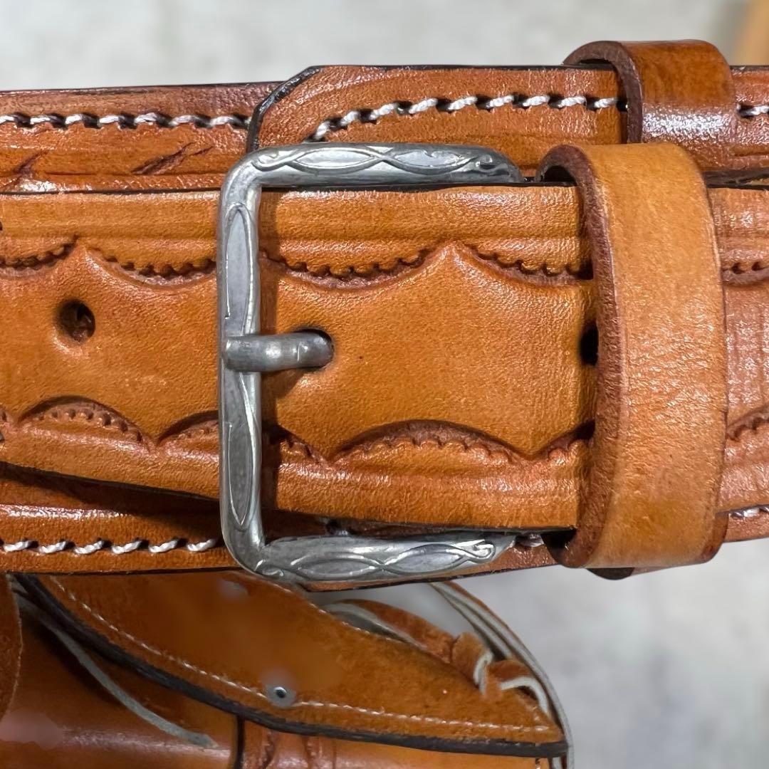 未使用級　カービングレザーガンベルト ナチュラルW最長約109cm最短約94cm