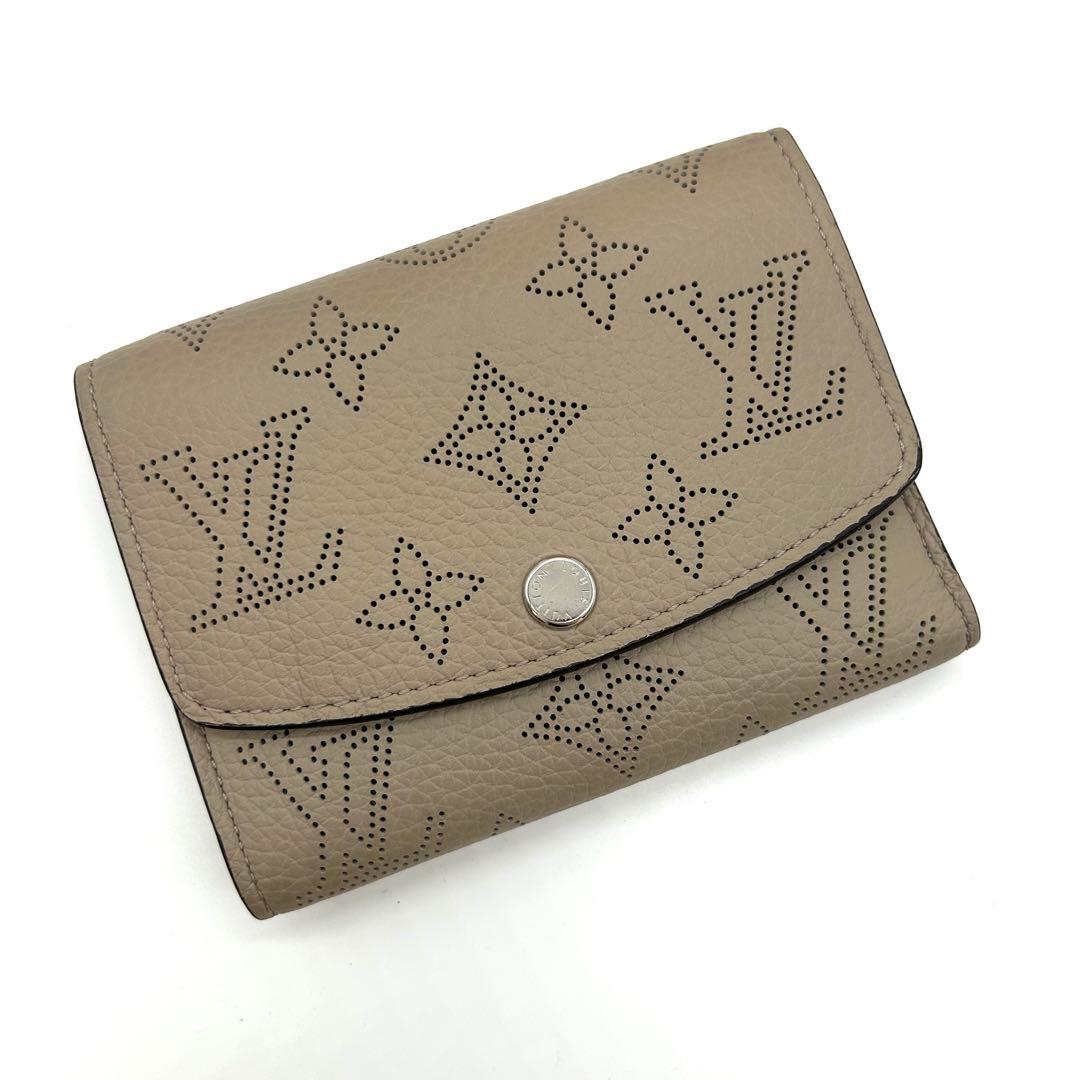 週末セール‼️ルイヴィトン ポルトフォイユ ヴィクトリーヌ マヒナ M82680