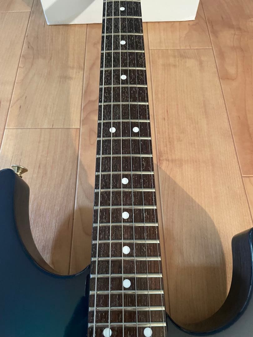 今だけ値下げ中【希少】CHARVEL エレキギター グラデーションブルーストラト