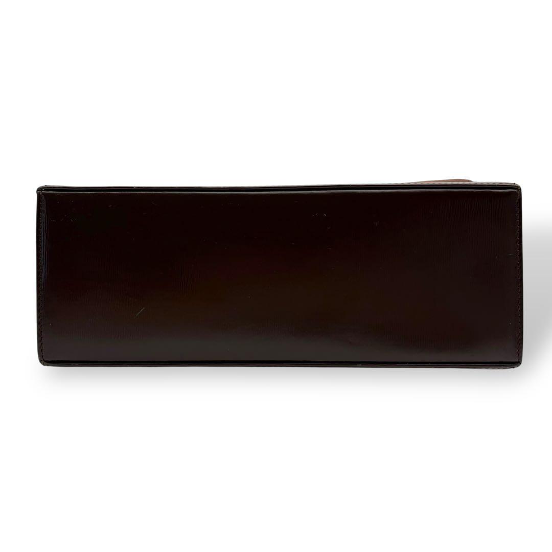 イヴサンローラン ハンドバッグ トート 腕掛け レザー 茶 ブラウン 型押しロゴ