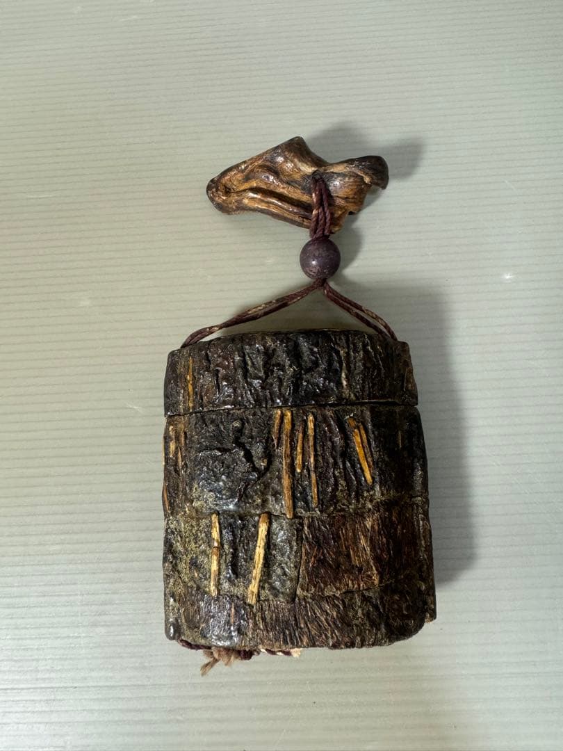 2290 時代物　印籠　根付