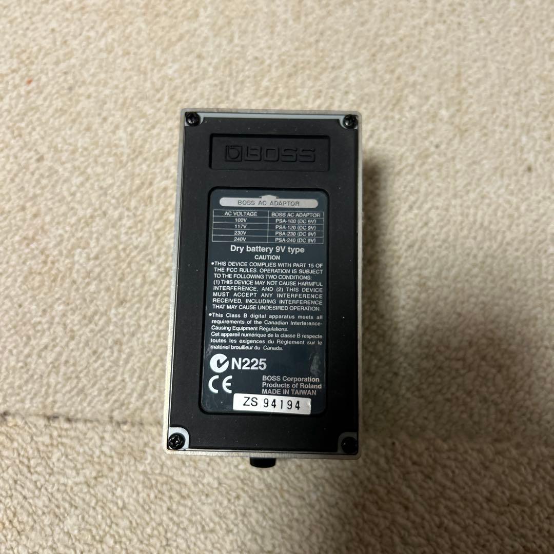 BOSS SYB-5 エフェクター　ベースシンセサイザー