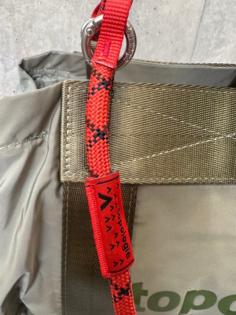 topologie Duffle Small オリーブグリーン　ストラップ付き