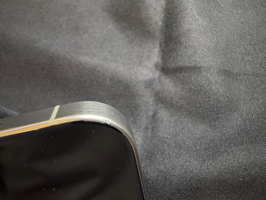 iPhone15 pro ナチュラルチタニウム 256GB SIMフリー