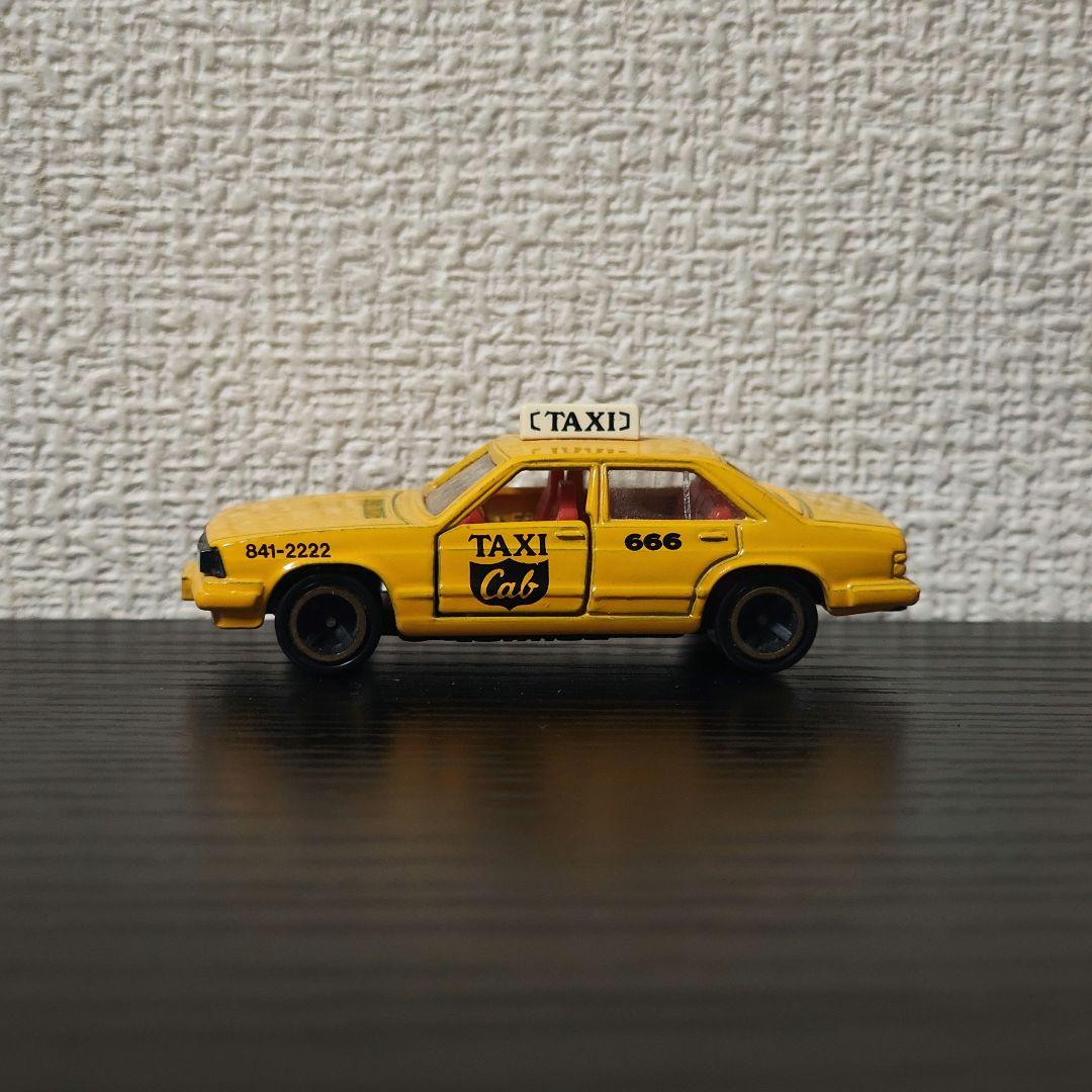 TOMICA　トミカ　アウディ　5000　ターボタクシー　黄色　箱付き