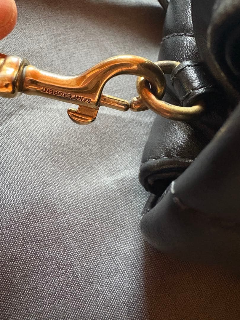 サンローラン ルル ショルダーバッグ