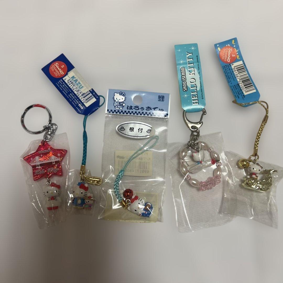 ハローキティ ご当地ストラップ セット17個➕おーいお茶
