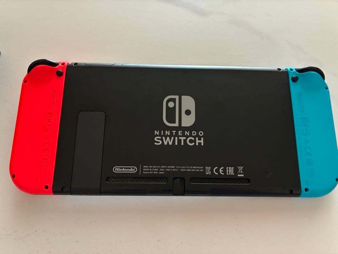 Nintendo Switch 本体＋プロコン｜Joy-Con青不具合あり