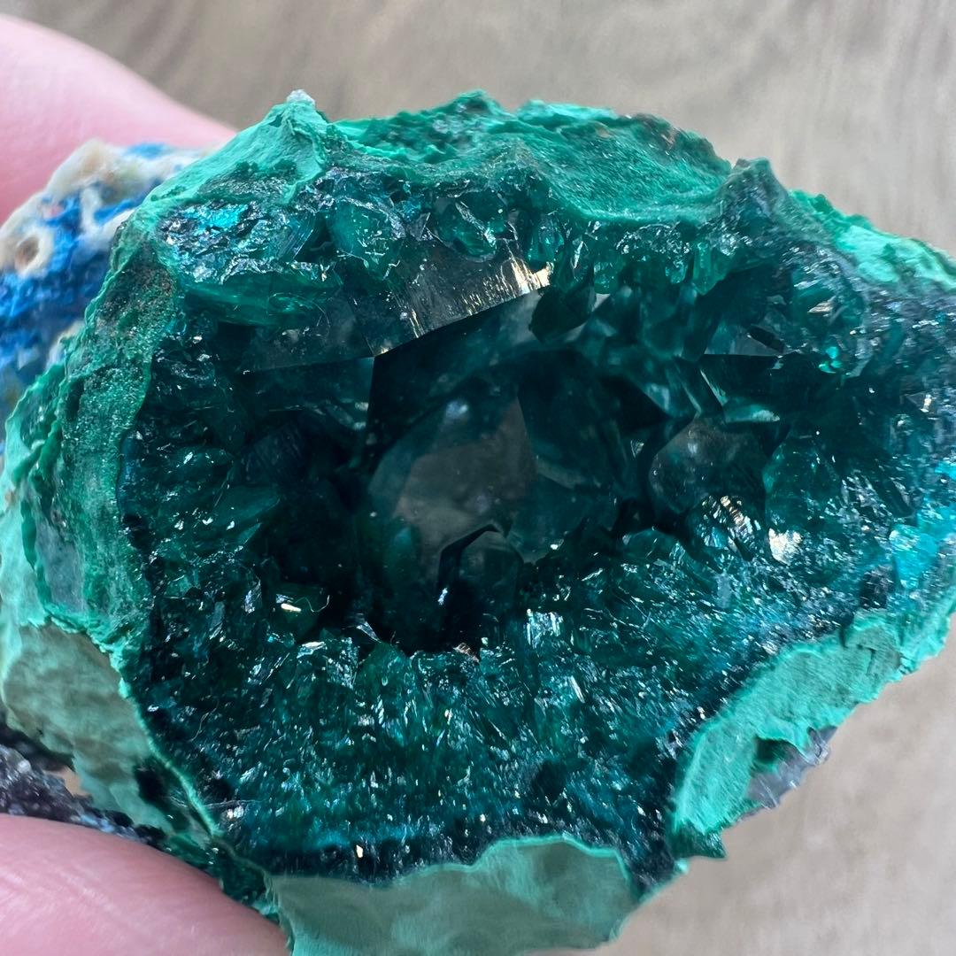 最高品質 ダイオプテーズ インクォーツ 鉱物 標本 原石