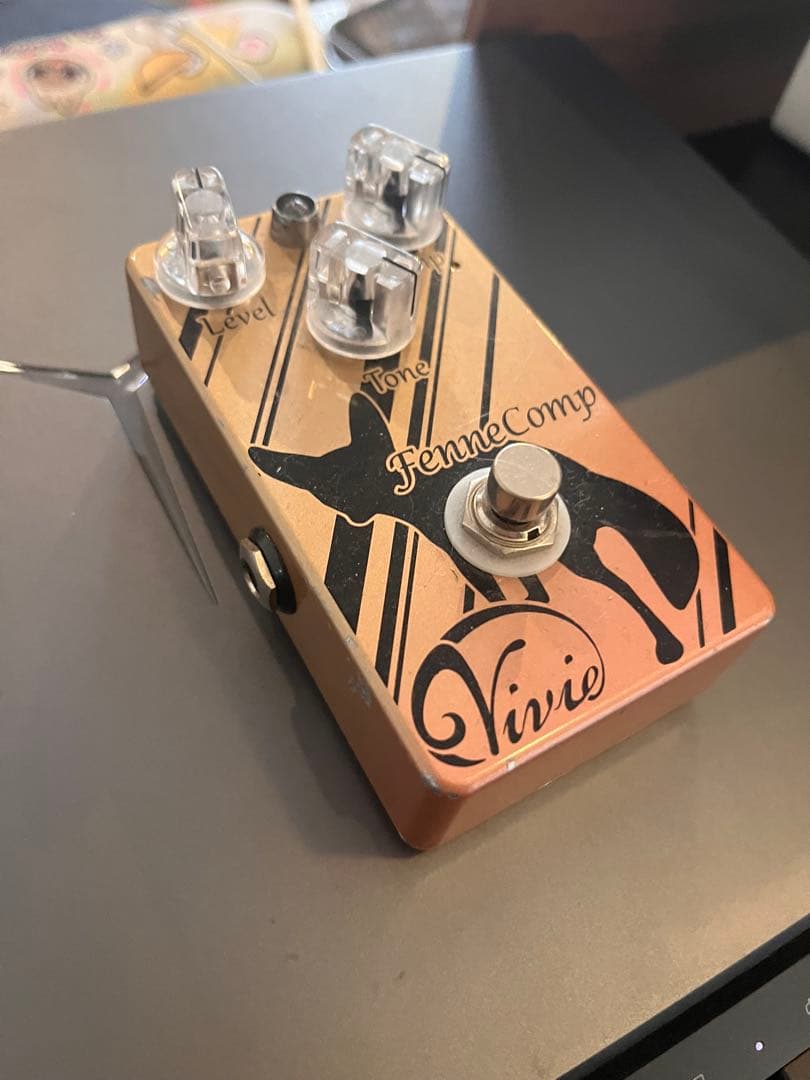 Vivie FenneComp ベースエフェクター