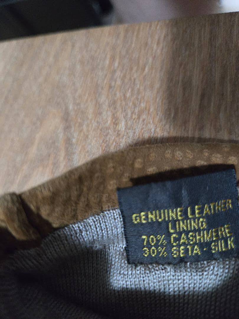 ロロ・ピアーナ　グローブ　ペッカリー　Mサイズ