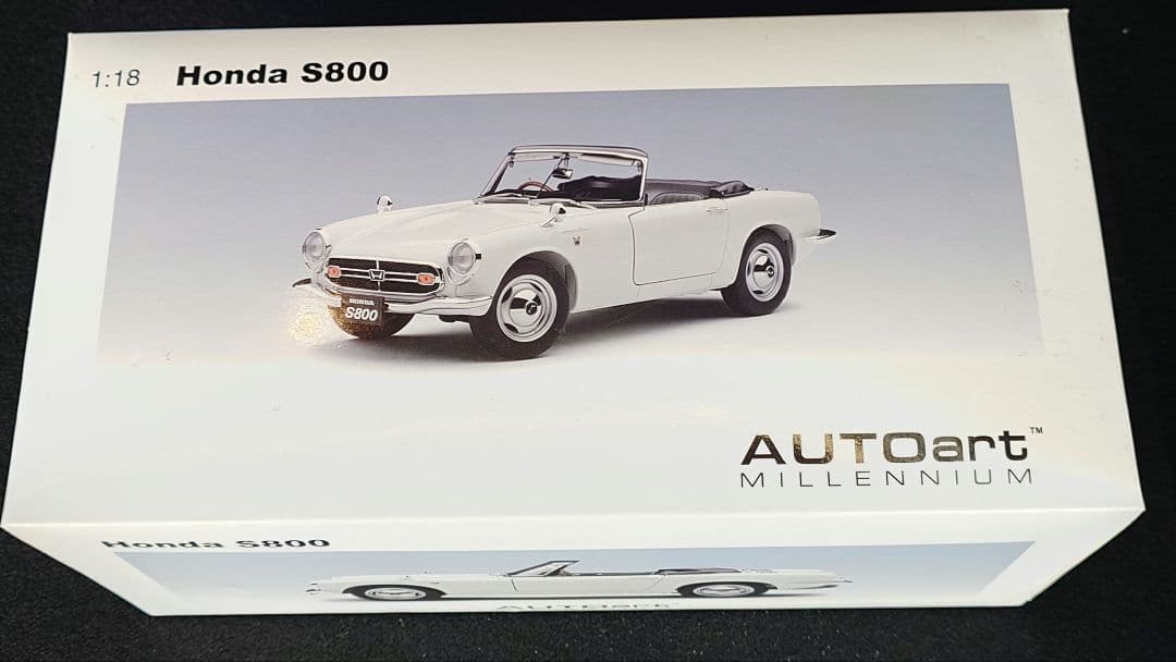 ミニカー AUTOart Honda S800 1/18