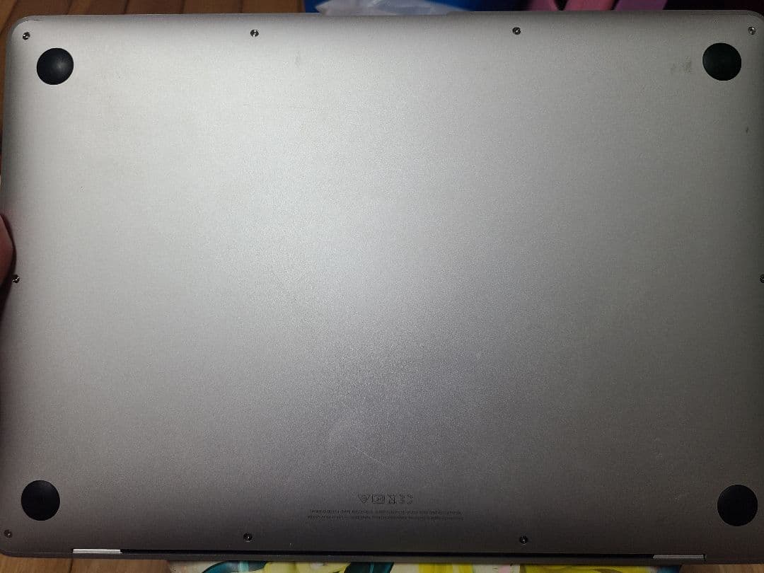 MacBook Air (Retina, 13-inch, 2020) 本体