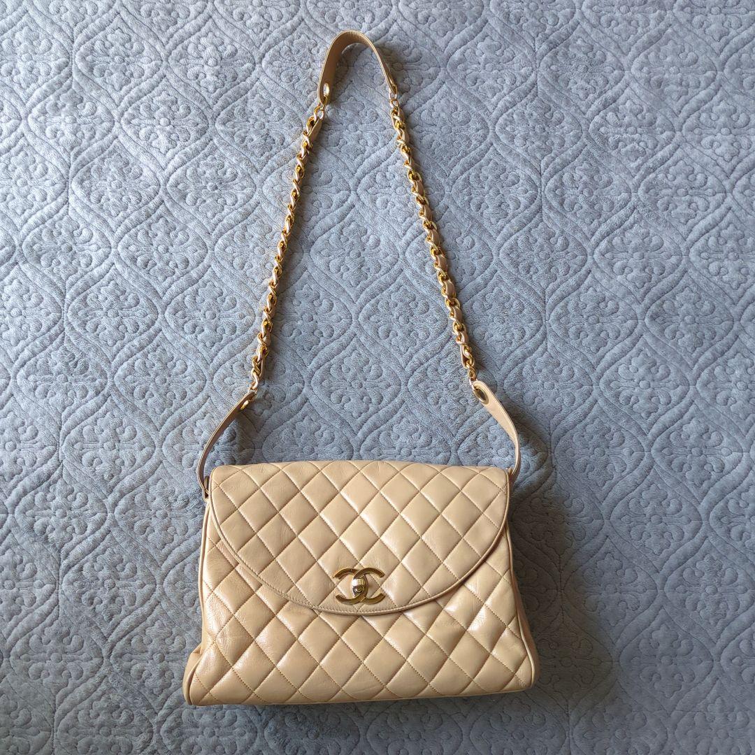 CHANEL シャネル キルティングショルダーバック ヴィンテージ　ベージュ